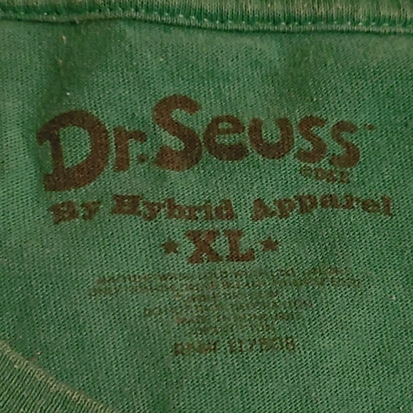 Dr. Seuss Holiday Festive How The Grinch Stole Christmas Short Sleeve T-Shirt XL - Picture 3 of 4